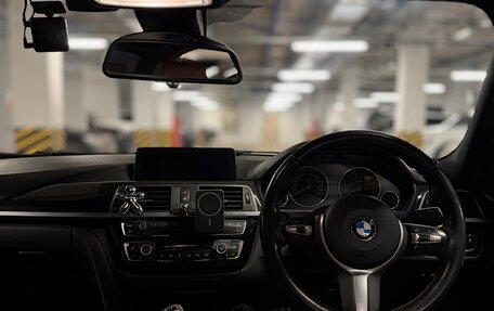 BMW 3 серия, 2017 год, 1 820 000 рублей, 13 фотография