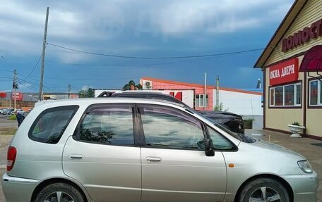 Toyota Corolla Spacio II, 1999 год, 400 000 рублей, 4 фотография