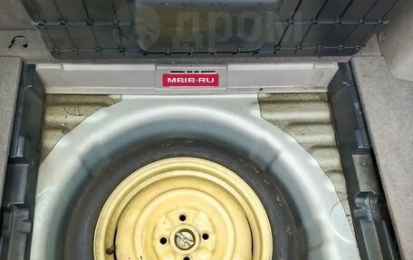 Toyota Corolla Spacio II, 1999 год, 400 000 рублей, 11 фотография