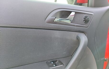 Skoda Yeti I рестайлинг, 2010 год, 750 000 рублей, 31 фотография