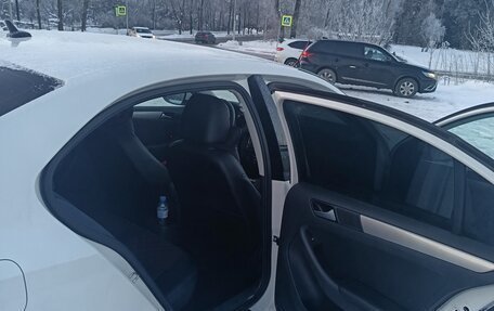 Volkswagen Jetta VI, 2015 год, 990 000 рублей, 8 фотография