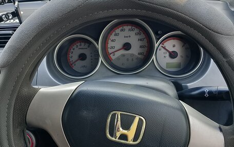 Honda Fit III, 2004 год, 330 000 рублей, 8 фотография