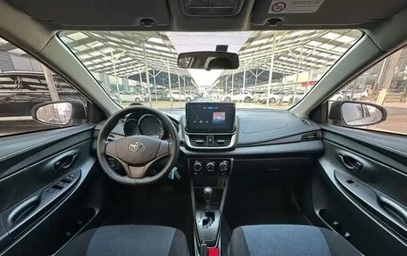 Toyota Yaris XP150 рестайлинг, 2021 год, 1 155 123 рублей, 8 фотография