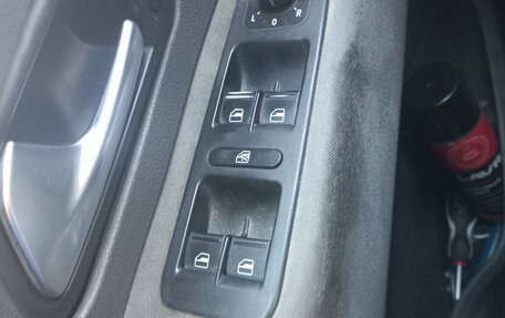 Volkswagen Amarok I рестайлинг, 2013 год, 1 000 000 рублей, 8 фотография