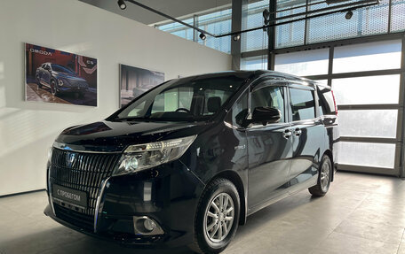 Toyota Esquire I, 2014 год, 1 870 000 рублей, 1 фотография