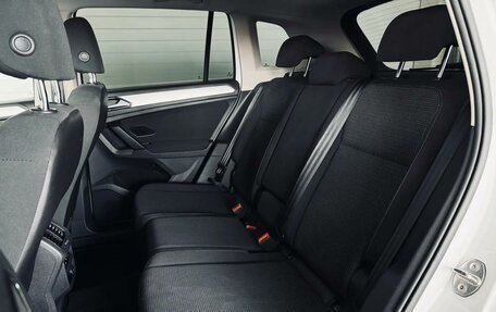 Volkswagen Tiguan II, 2017 год, 2 200 000 рублей, 22 фотография