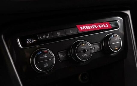 Volkswagen Tiguan II, 2017 год, 2 200 000 рублей, 15 фотография