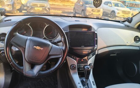 Chevrolet Cruze II, 2011 год, 650 000 рублей, 5 фотография