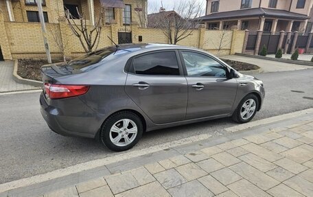 KIA Rio III рестайлинг, 2014 год, 930 000 рублей, 2 фотография