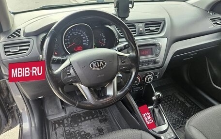 KIA Rio III рестайлинг, 2014 год, 930 000 рублей, 10 фотография