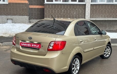 KIA Rio II, 2010 год, 385 000 рублей, 3 фотография