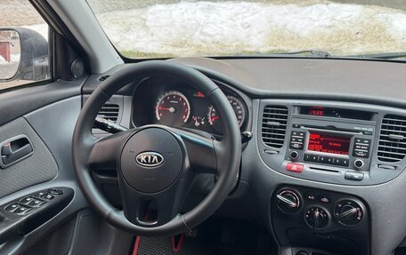 KIA Rio II, 2010 год, 385 000 рублей, 19 фотография