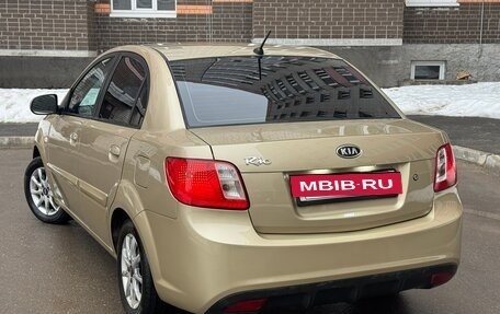 KIA Rio II, 2010 год, 385 000 рублей, 9 фотография