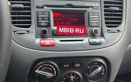 KIA Rio II, 2010 год, 385 000 рублей, 22 фотография