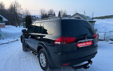 Mitsubishi Pajero Sport II рестайлинг, 2014 год, 1 650 000 рублей, 3 фотография