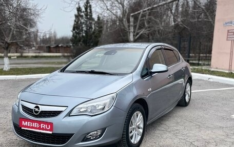 Opel Astra J, 2011 год, 656 000 рублей, 8 фотография