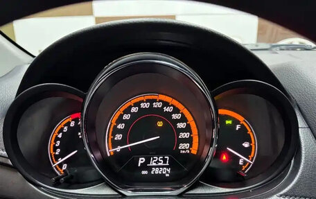 Toyota Yaris XP150 рестайлинг, 2022 год, 1 299 123 рублей, 16 фотография