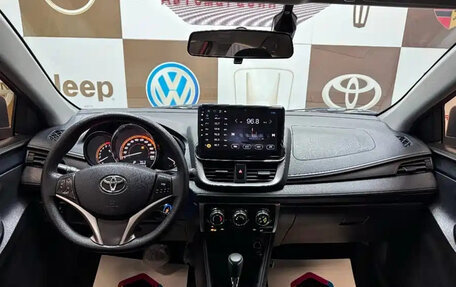 Toyota Yaris XP150 рестайлинг, 2022 год, 1 299 123 рублей, 12 фотография