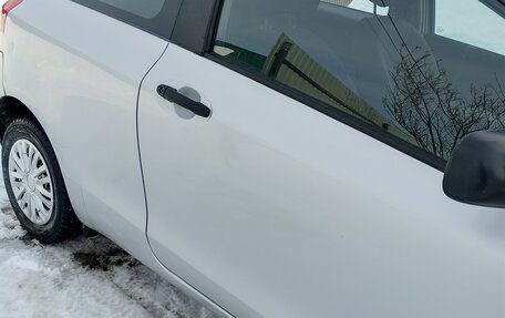 Toyota Yaris III рестайлинг, 2008 год, 630 000 рублей, 4 фотография