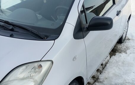 Toyota Yaris III рестайлинг, 2008 год, 630 000 рублей, 6 фотография