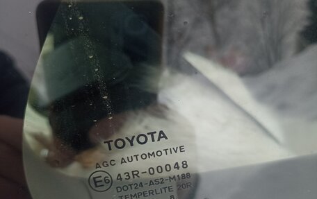 Toyota Yaris III рестайлинг, 2008 год, 630 000 рублей, 13 фотография