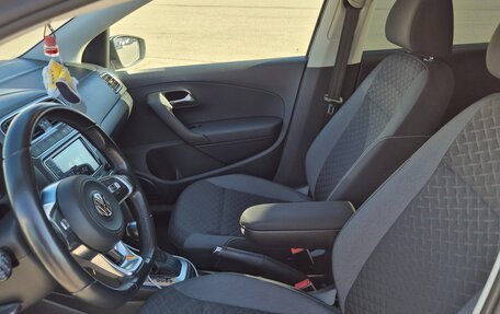 Volkswagen Polo VI (EU Market), 2018 год, 1 600 000 рублей, 8 фотография