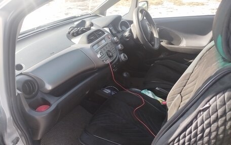 Honda Fit III, 2008 год, 820 000 рублей, 22 фотография