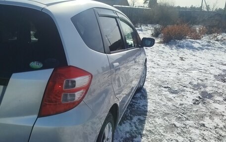Honda Fit III, 2008 год, 820 000 рублей, 25 фотография