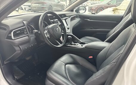 Toyota Camry, 2021 год, 3 030 000 рублей, 11 фотография