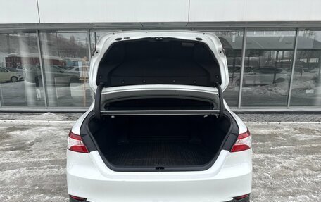 Toyota Camry, 2021 год, 3 030 000 рублей, 8 фотография