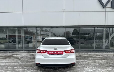 Toyota Camry, 2021 год, 3 030 000 рублей, 5 фотография