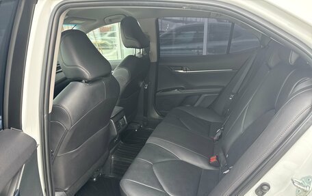 Toyota Camry, 2021 год, 3 030 000 рублей, 24 фотография