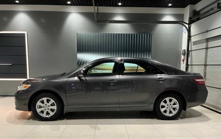 Toyota Camry, 2010 год, 1 390 000 рублей, 2 фотография