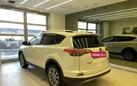Toyota RAV4, 2019 год, 3 050 000 рублей, 6 фотография