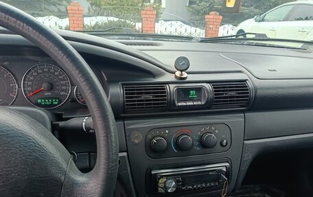 Dodge Stratus II, 2001 год, 360 000 рублей, 11 фотография