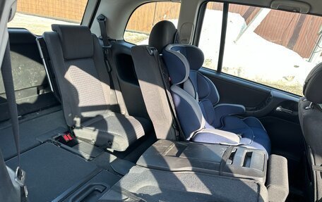 Opel Zafira A рестайлинг, 2004 год, 330 000 рублей, 15 фотография