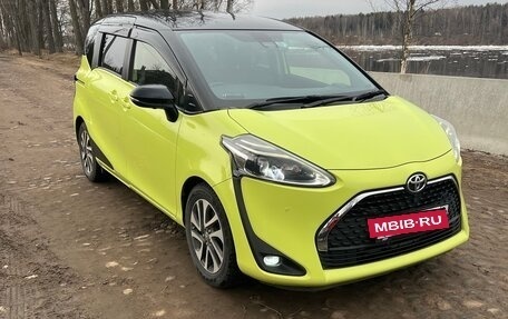 Toyota Sienta II, 2019 год, 1 850 000 рублей, 2 фотография