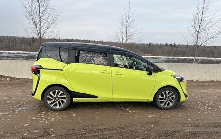 Toyota Sienta II, 2019 год, 1 850 000 рублей, 8 фотография
