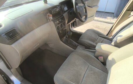 Toyota Corolla, 2000 год, 300 000 рублей, 10 фотография