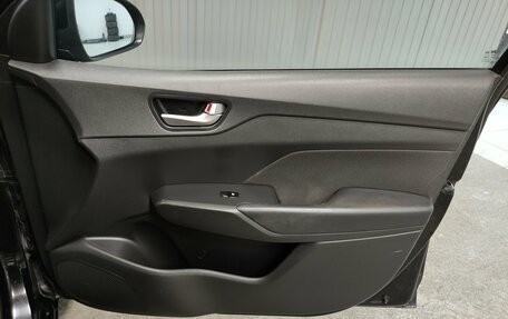 Hyundai Solaris II рестайлинг, 2017 год, 880 000 рублей, 16 фотография