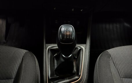 Hyundai Solaris II рестайлинг, 2017 год, 880 000 рублей, 13 фотография