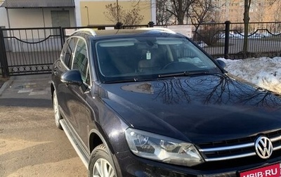 Volkswagen Touareg III, 2011 год, 1 950 000 рублей, 1 фотография