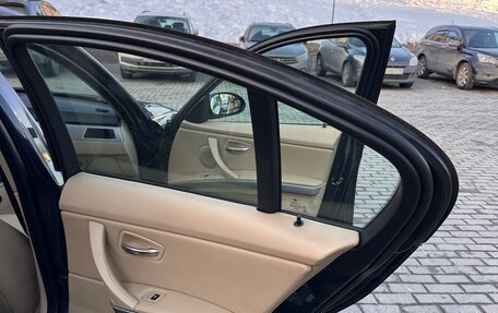 BMW 3 серия, 2005 год, 875 000 рублей, 13 фотография