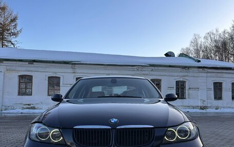 BMW 3 серия, 2005 год, 875 000 рублей, 23 фотография