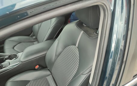 Toyota Camry, 2018 год, 2 580 000 рублей, 11 фотография