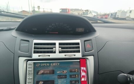 Toyota Vitz, 2005 год, 349 000 рублей, 2 фотография