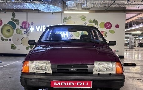 ИЖ 2126 «Ода», 2001 год, 200 000 рублей, 2 фотография