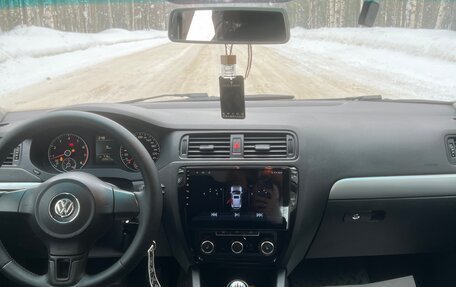 Volkswagen Jetta VI, 2012 год, 925 000 рублей, 8 фотография