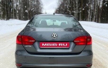 Volkswagen Jetta VI, 2012 год, 925 000 рублей, 4 фотография