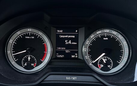 Skoda Octavia, 2019 год, 1 890 000 рублей, 4 фотография